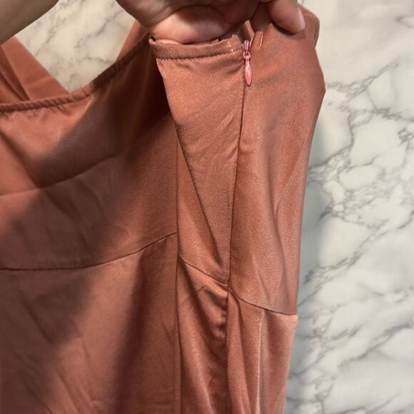 NEW Floerns Side Gothered Sleeves Dress - Picture 6 of 7